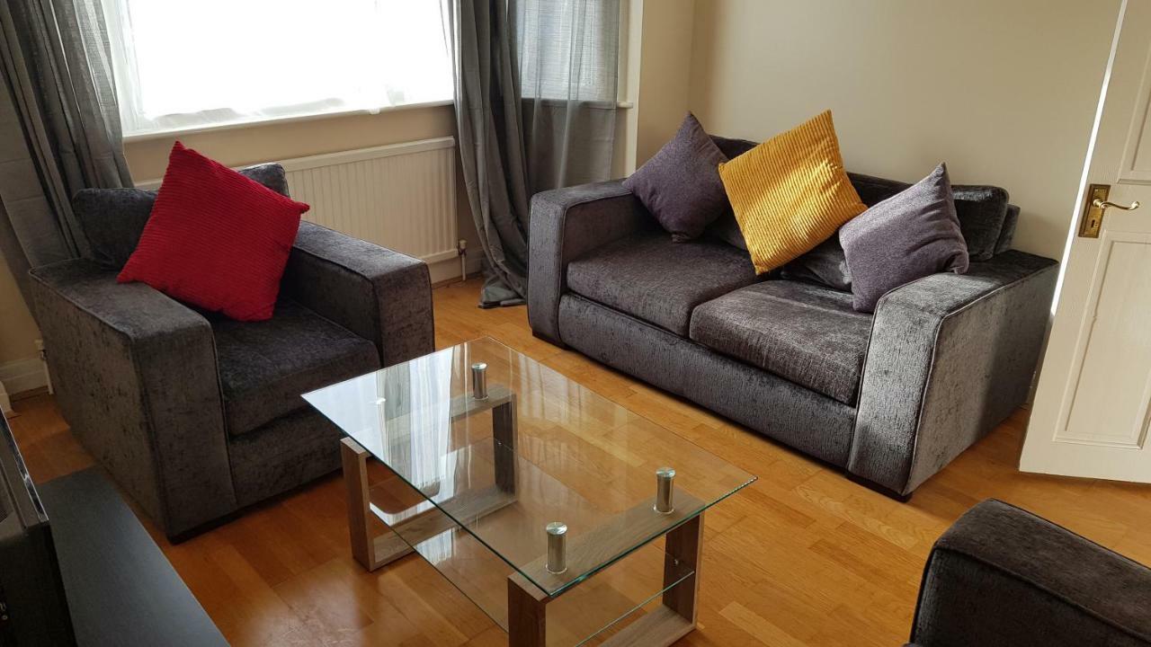 Elegant&spacious 2 bedroom Barnet Buitenkant foto