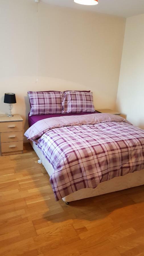 Elegant&spacious 2 bedroom Barnet Buitenkant foto