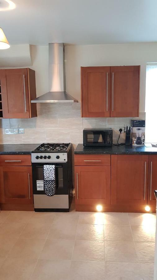 Elegant&spacious 2 bedroom Barnet Buitenkant foto