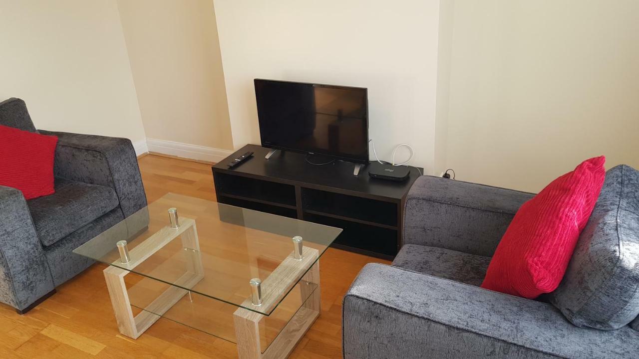 Elegant&spacious 2 bedroom Barnet Buitenkant foto