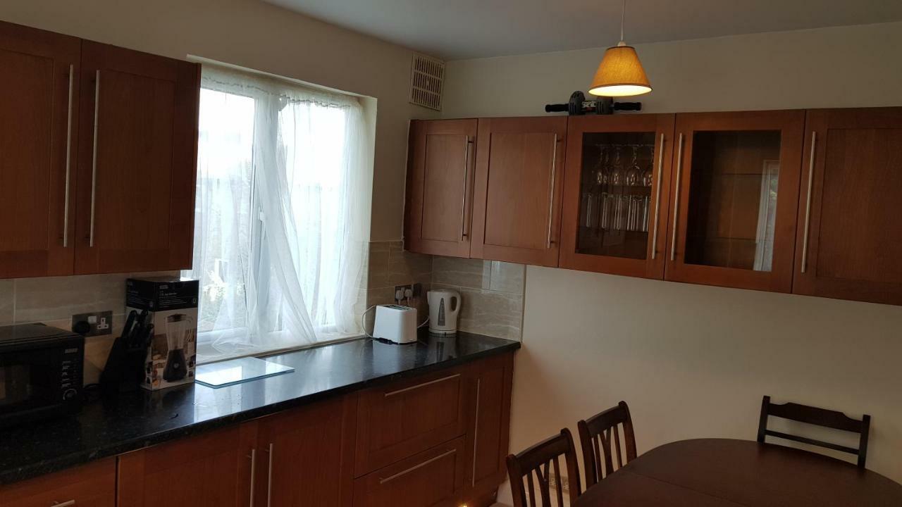 Elegant&spacious 2 bedroom Barnet Buitenkant foto