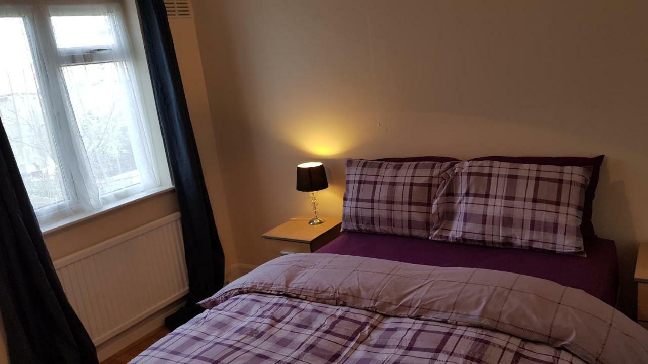 Elegant&spacious 2 bedroom Barnet Buitenkant foto