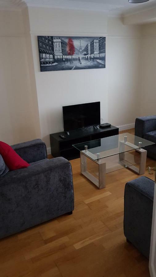 Elegant&spacious 2 bedroom Barnet Buitenkant foto